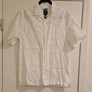 GAP Men's White Casual Button Down Shirt